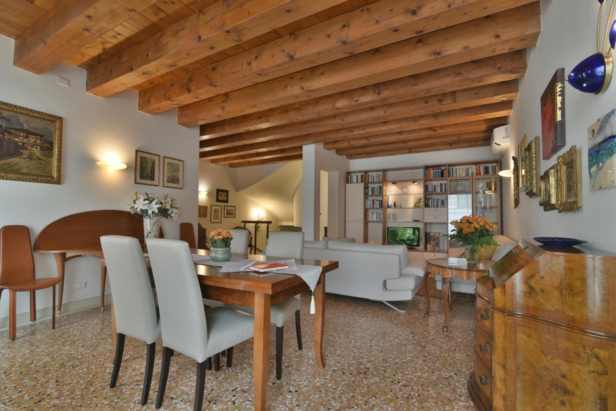 Padovaresidence Apartments - Vista Piazza Delle Erbe E Palazzo Della Ragione Buitenkant foto