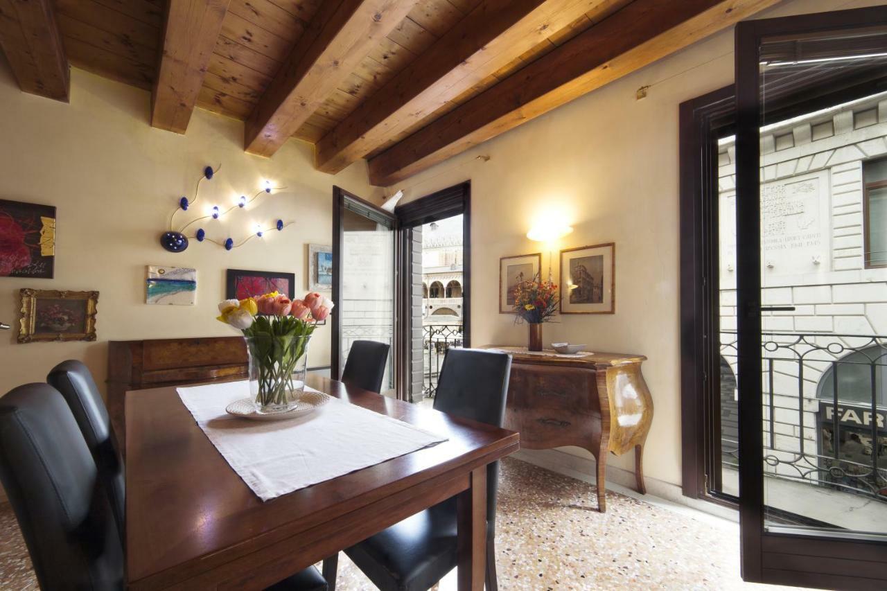 Padovaresidence Apartments - Vista Piazza Delle Erbe E Palazzo Della Ragione Buitenkant foto